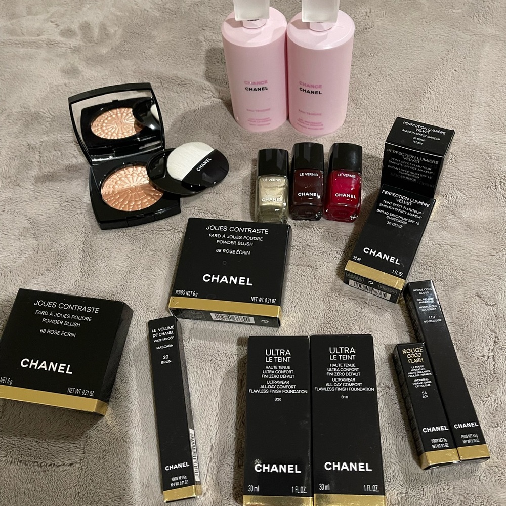 Lot of Chanel MakeUp & Nail Color